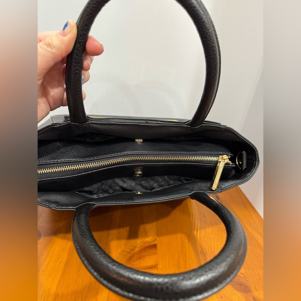 Steve Madden black handbag with textured fabric - Picture 8 of 14